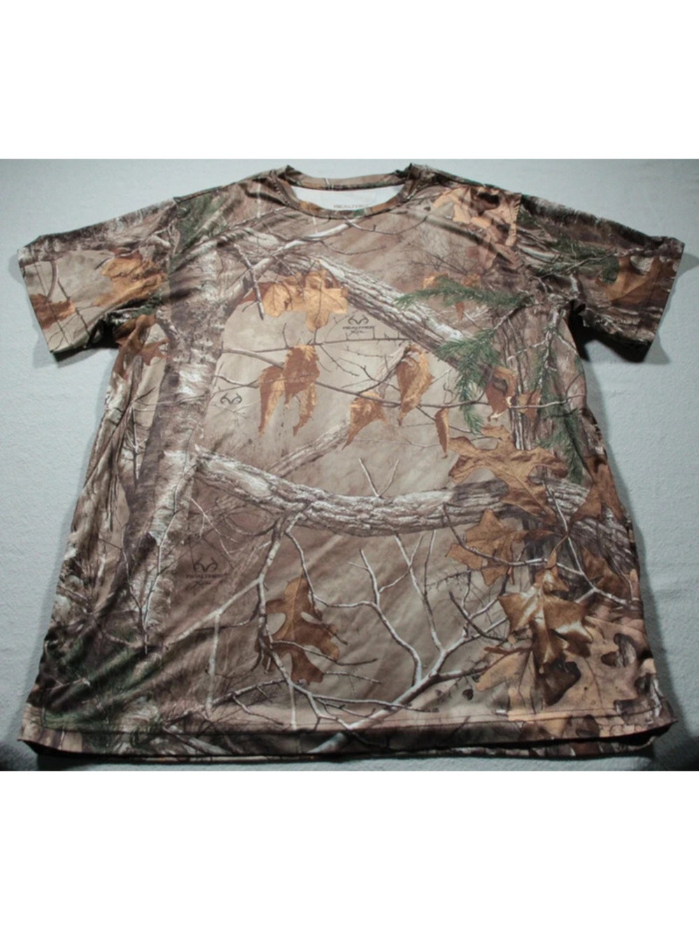 Men's Realtree Camo T-Shirt Camouflage L Polyester